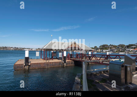 Woolwhich Pier Ferry Terminal, Teil der Sydney Ferries Netzwerk und am Hafen von Hunters Hill in Sydney, Australien Stockfoto