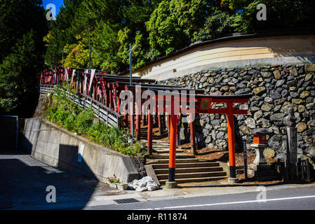 Straßen von koyasan oder Mount Koya, Tempel Siedlung in der Präfektur Wakayama südlich von Osaka Stockfoto