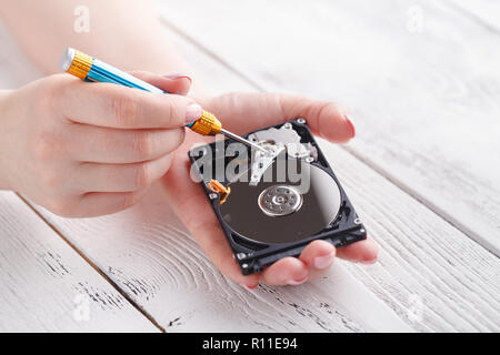 Daten festplatte backup Disc hdd Festplatte Wiederherstellung recovery Engineer arbeiten tool virus access Datei wiederherstellen zur Festsetzung fehlgeschlagen Beruf engineering maintenanc Stockfoto