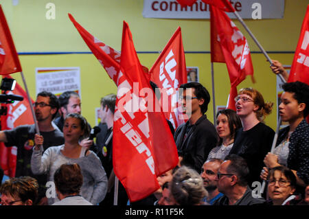 Nathalie Arhaud, Führer der Linken Partei Lutte Ouvriere - Kampf der Arbeiterklasse Partei - Kampagnen für die Präsidentschaftswahlen, Venissieux, Frankreich Stockfoto