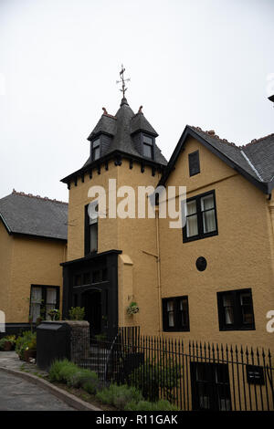 Das gelbe Gebäude der Craigellachie Hotel in speyside, Schottland Stockfoto