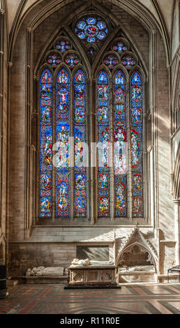 Hereford Cathedral, UK. Innenansicht des 14c nördlichen Querschiff Stockfoto