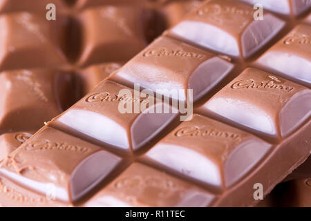 Cadbury Dairy Milk Chocolate Bar closeup Stockfoto