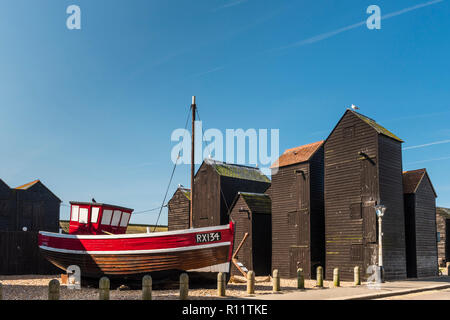 Net trocknen Hütten im Fishermens Museum auf die Strade in Hastings, East Sussex, England Stockfoto