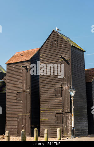 Net trocknen Hütten im Fishermens Museum auf die Strade in Hastings, East Sussex, England Stockfoto