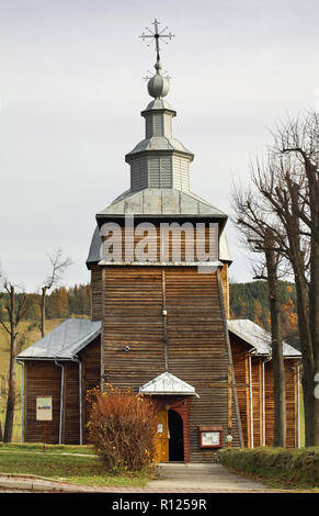 Kirche St. Ursula in Zlockie Dorf. Muszyna Bezirk. Polen Stockfoto