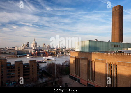 Stadtbild von London von Neo Bankside Apartments Stockfoto