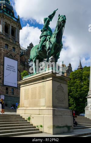 Die Statue von König Charles X Gustavus (Carl X Gustaf) Stockholm ist die Hauptstadt und die grösste Stadt in Schweden Stockfoto