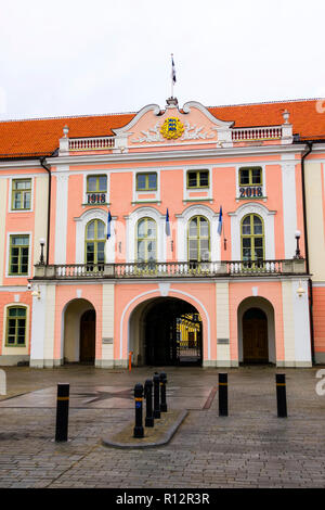 Provincial Government Building (1773), ein Flügel der Burg auf dem Domberg, und Sitz des Parlaments Tallinn, die Hauptstadt von Estland an der Ostsee, ist die Stockfoto