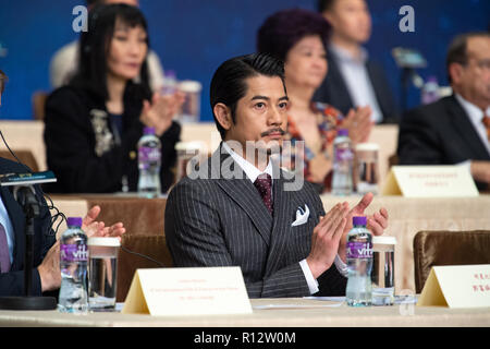 Macau, Macau SAR, China. 8 Nov, 2018. Talent Botschafter, Aaron Kwok (dargestellt) schließt sich Produzent Alvin Chau und künstlerischer Leiter des Festivals, Mike Goodridge das Programm für die 3. Internationale Film Festival und Auszeichnungen Macau zu starten. Diese Jahre in Übersee talent Botschafter Nicholas Cage. Credit: Jayne Russell/ZUMA Draht/Alamy leben Nachrichten Stockfoto