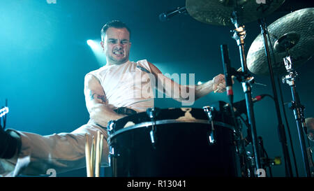 Glasgow, Schottland, Großbritannien. 8. November 2018. Sklaven, in Konzert im Ballroom Barrowlands Glasgow, UK. Credit: Stuart Westwood/Alamy leben Nachrichten Stockfoto
