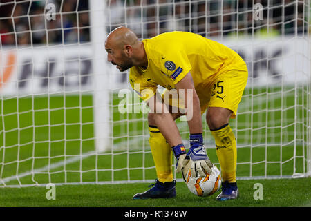 Sevilla, Spanien. 8. November 2018. Reina von AC Mailand während der UEFA Europa League Spiel zwischen Real Betis und AC Mailand im Estadio Benito Villamarin am 8. November 2018 in Sevilla, Spanien. Das Spiel endete 1-1. Credit: UKKO Images/Alamy leben Nachrichten Stockfoto