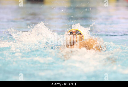 Tokio, Japan. 9 Nov, 2018. Xu Jiayu von China konkurriert bei den Männern 200 m Ruecken final bei FINA Swimming World Cup 2018 in Tokio, Japan, November 9, 2018. Credit: Du Xiaoyi/Xinhua/Alamy leben Nachrichten Stockfoto