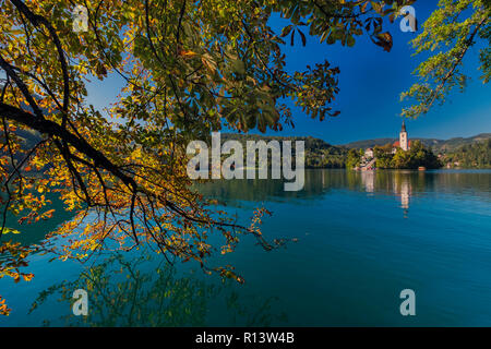 Der See Bled und die Julischen Alpen. Slowenien Stockfoto