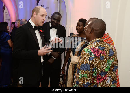 Der Herzog von Cambridge Gespräche mit Gästen während der Tusk Erhaltung Auszeichnungen bei Banqueting House in London. Stockfoto