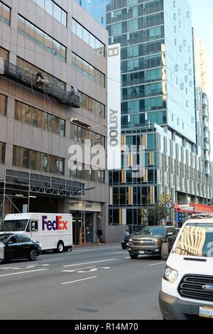 Dolby Laboratories Hauptsitz auf der Market Street in San Francisco, Kalifornien, USA. Stockfoto