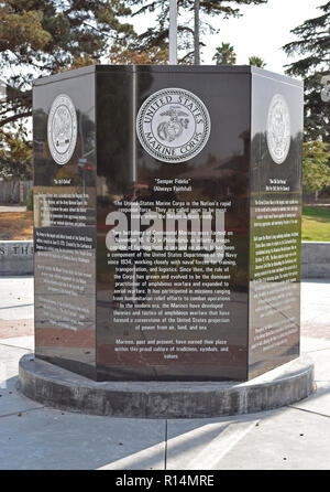 6 seitig Denkmal in Veterans Memorial Park, Union City, Kalifornien Stockfoto