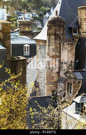 Schöne Straßen mit colombage Häuser in der berühmten Stadt Morlaix. Normandie, Frankreich Stockfoto