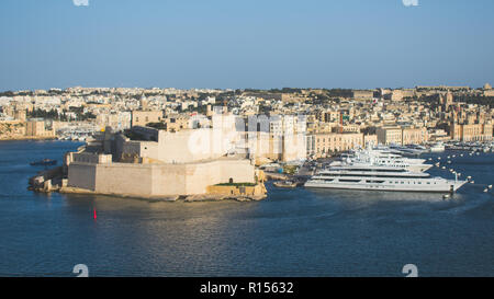 Blick vom Kriegsbelagerdenkmal in Valletta, Malta Stockfoto