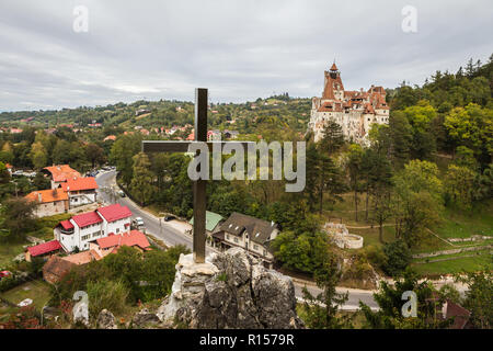 Bran, Rumänien - 27. September 2018: Die berühmten mittelalterlichen Schloss Bran in den Karpaten, Siebenbürgen, Rumänien. Stockfoto