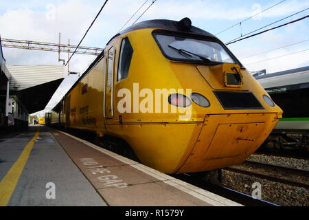 Fliegende Banane Arbeitszug in Northampton Stockfoto