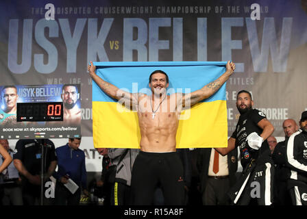 Oleksandr Usyk während der in Manchester Central wiegen. Stockfoto