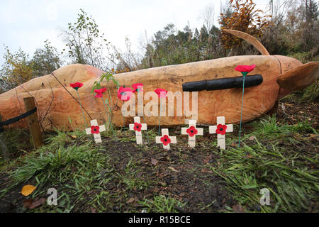 Schottland, Ayrshire. Ayr, Rozelle Park, Ersten Weltkrieg commemorative Skulpturenweg durch professionelle Kettensäge Carver lain Chalmers, Andy Maclachlan, Stockfoto