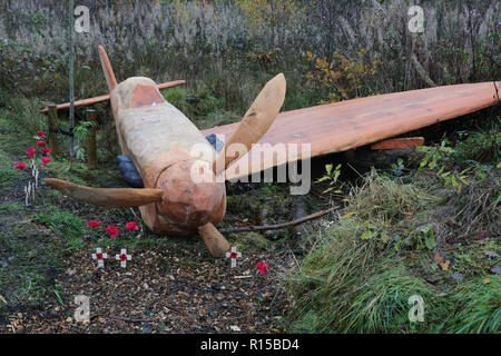 Schottland, Ayrshire. Ayr, Rozelle Park, Ersten Weltkrieg commemorative Skulpturenweg durch professionelle Kettensäge Carver lain Chalmers, Andy Maclachlan, Stockfoto