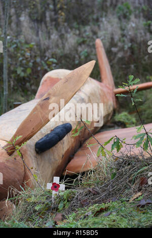 Schottland, Ayrshire. Ayr, Rozelle Park, Ersten Weltkrieg commemorative Skulpturenweg durch professionelle Kettensäge Carver lain Chalmers, Andy Maclachlan, Stockfoto