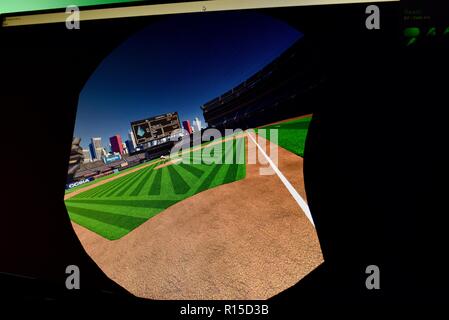 'Dell' spielen Baseball virtuelle Realität CES (Consumer Electronics Show), die größte Messe der Welt zeigen, in Las Vegas, USA statt. Stockfoto