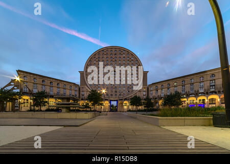 NOISY-LE-GRAND, am 25. Oktober 2018 - zentraler Ort der Pablo Picasso Arena in Noisy le Grand City in der Nähe von Euro Disney Park, Paris, Frankreich Stockfoto