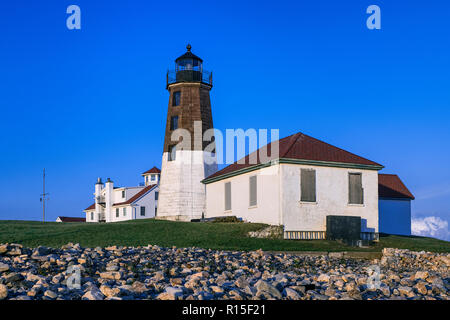 Judith Point Lighthouse und Coast Guard Station, Narragansett, Rhode Island, USA. Stockfoto