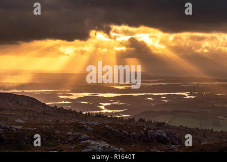 Blick von Fitjar, Westen Norwegens Küste. Stockfoto