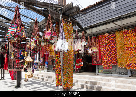 Teppich Shop Im alten Basar, Skopje, Skopje Region, Republik Nördlich Mazedonien Stockfoto