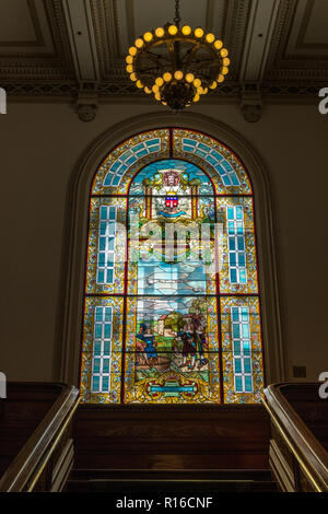 Glasfenster in Quebec Parlamentsgebäude Stockfoto