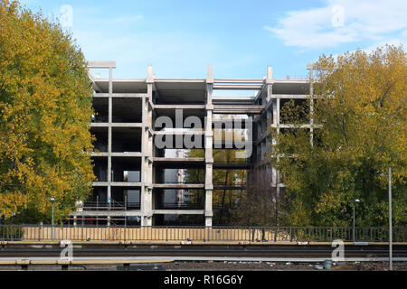 Berlin, Deutschland. 02 Nov, 2018. Die konkreten Rahmenbedingungen der ehemaligen Centrum Warnhaus und später Galeria Kaufhof am Ostbahnhof. Credit: Soeren Stache/dpa-Zentralbild/ZB/dpa/Alamy leben Nachrichten Stockfoto