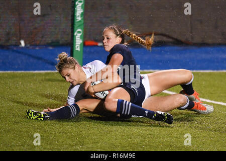 London, Großbritannien. 09 Nov, 2018. England's Carys Williams in Angriff genommen während Quilter Internationals - England Frauen vs USA Frauen bei der Allianz Park am Freitag, 09. November 2018. LONDON ENGLAND. (Nur redaktionelle Nutzung, eine Lizenz für die gewerbliche Nutzung erforderlich. Keine Verwendung in Wetten, Spiele oder einer einzelnen Verein/Liga/player Veröffentlichungen). Stockfoto