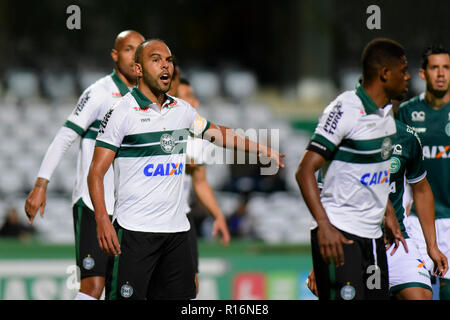 Curitiba, Brasilien. 09 Nov, 2018. Alecsandro während Coritiba gegen Goiás, ein Gleiches gilt für die 36. Runde der brasilianischen Meisterschaft 2018 Série B. Major Antonio Couto Pereira Stadium. Curitiba, PR. Credit: Reinaldo Reginato/FotoArena/Alamy leben Nachrichten Stockfoto