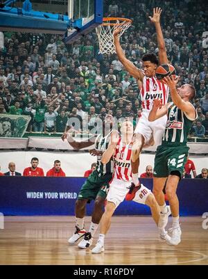 Athen, Griechenland. 9 Nov, 2018. Matt Lojeski von Panathinaikos v. Chr. während der 2018/2019 Turkish Airlines EuroLeague Saison Runde 6 Spiel zwischen OPAP Panathinaikos Athen und Olympiakos Piräus Piräus an oaka Arena. Final Score: Panathinaikos 93 - 80 Olympiakos Credit: Ioannis Alexopoulos/SOPA Images/ZUMA Draht/Alamy leben Nachrichten Stockfoto