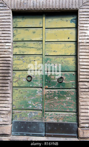 Tür in Lucca, Toskana Italien Stockfoto