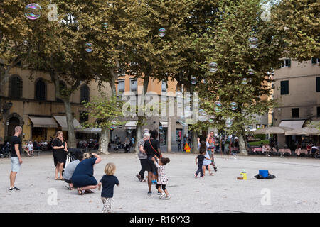 Piazza Napoleone in Lucca, Toskana Italien Stockfoto
