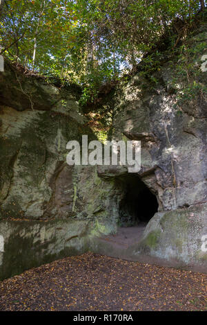 Die Einsiedler Höhle in Alderley Edge, Cheshire, England. Stockfoto