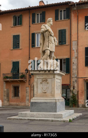 PISA, Italien - 29 Oktober, 2018: Die Statue von Ferdinando I de' Medici, Großherzog von Toskana Stockfoto