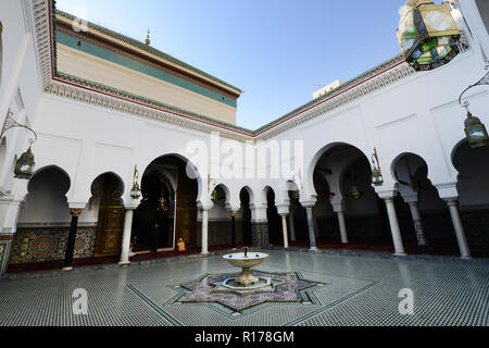 Das schöne Zaouia Moulay Idriss II Mausoleum in Fes, Marokko. Stockfoto