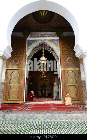 Das schöne Zaouia Moulay Idriss II Mausoleum in Fes, Marokko. Stockfoto