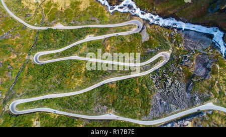 Mountain Road. Myrkdalen, Norwegen. Stockfoto