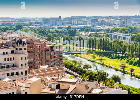 Teilweise mit Blick auf die Stadt von Lleida und die Segres Fluss, durchquert. Katalonien Spanien Stockfoto