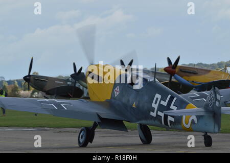 Hispano HA-1112-M4L Buchon "Weiße 9" (G-AWHH) Stockfoto