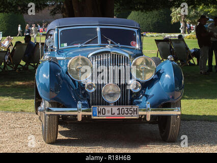 1938 Bentley 4 1/4 Liter Sport Cabriolet Erdmann & Rossi in der Concours von Eleganz 2018 in Hampton Court Palace, East Molesey, Surrey Stockfoto