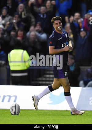 Adam Hastings Kerben in Schottland 7. und letzte Versuch im Herbst Länderspiel bei BT Stadion Murrayfield, Edinburgh. Stockfoto